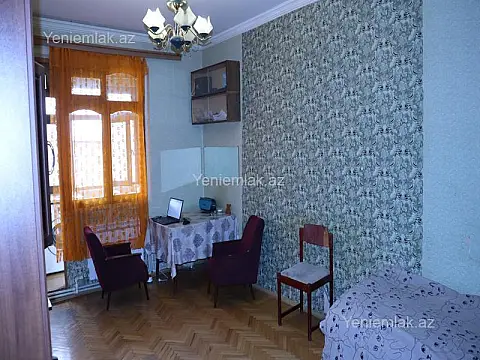 Satılır 2 otaqlı köhnə tikili 40 m²