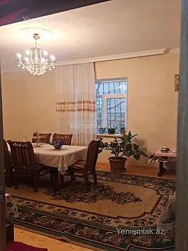 Satılır 4 otaqlı həyət evi 200 m²