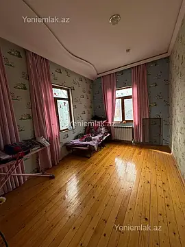 Satılır 3 otaqlı yeni tikili 120 m²