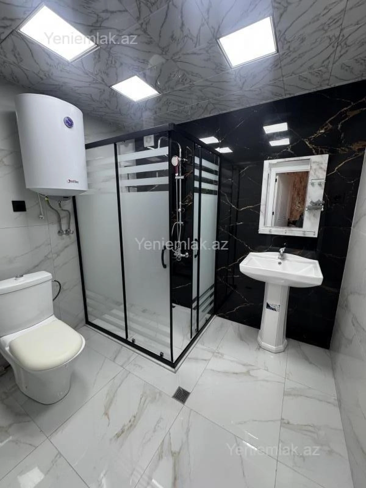 Satılır 2 otaqlı köhnə tikili 65 m²