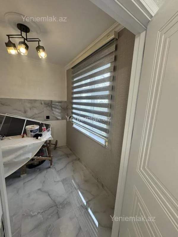 Satılır 2 otaqlı köhnə tikili 65 m²
