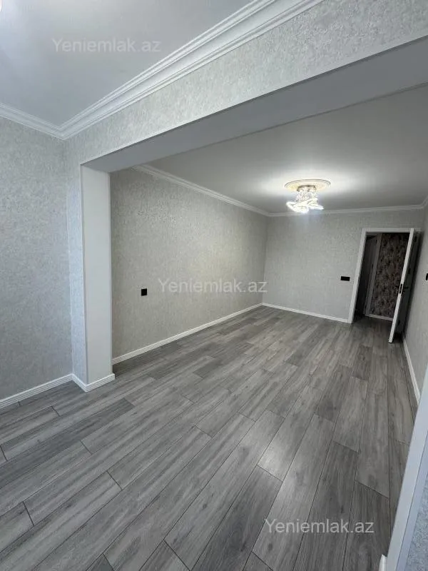 Satılır 2 otaqlı köhnə tikili 65 m²