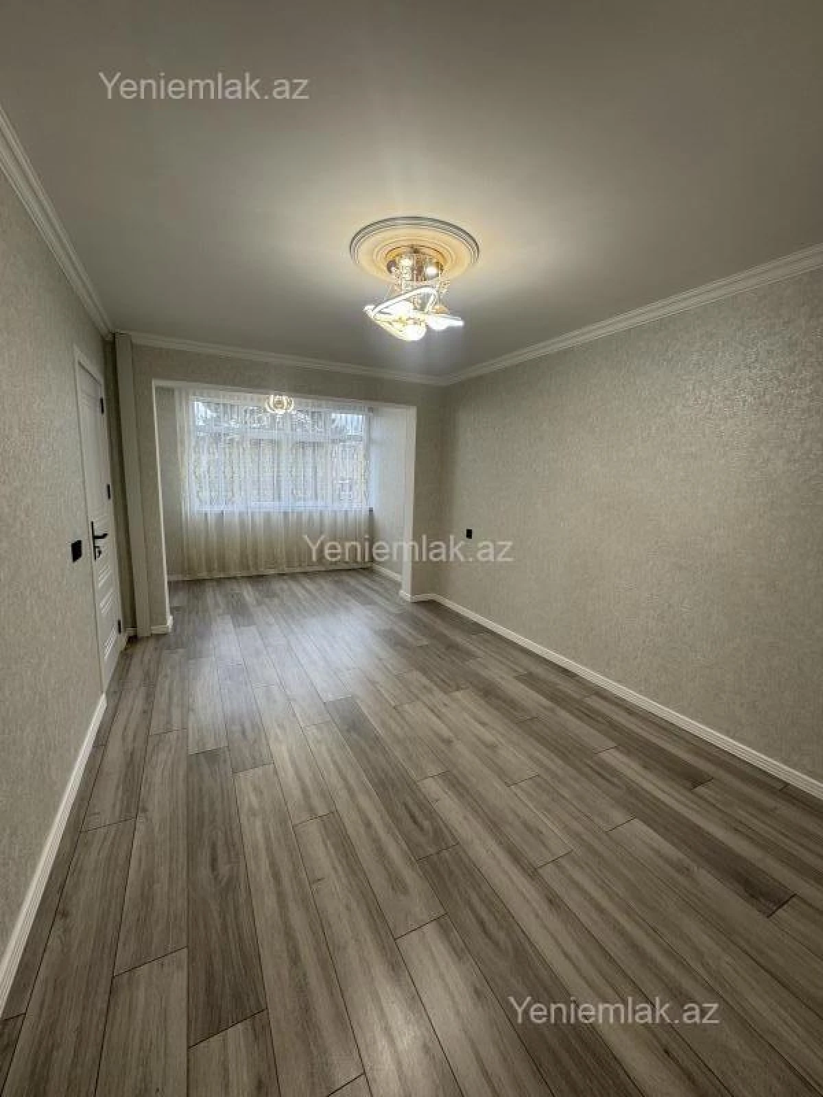 Satılır 2 otaqlı köhnə tikili 65 m²