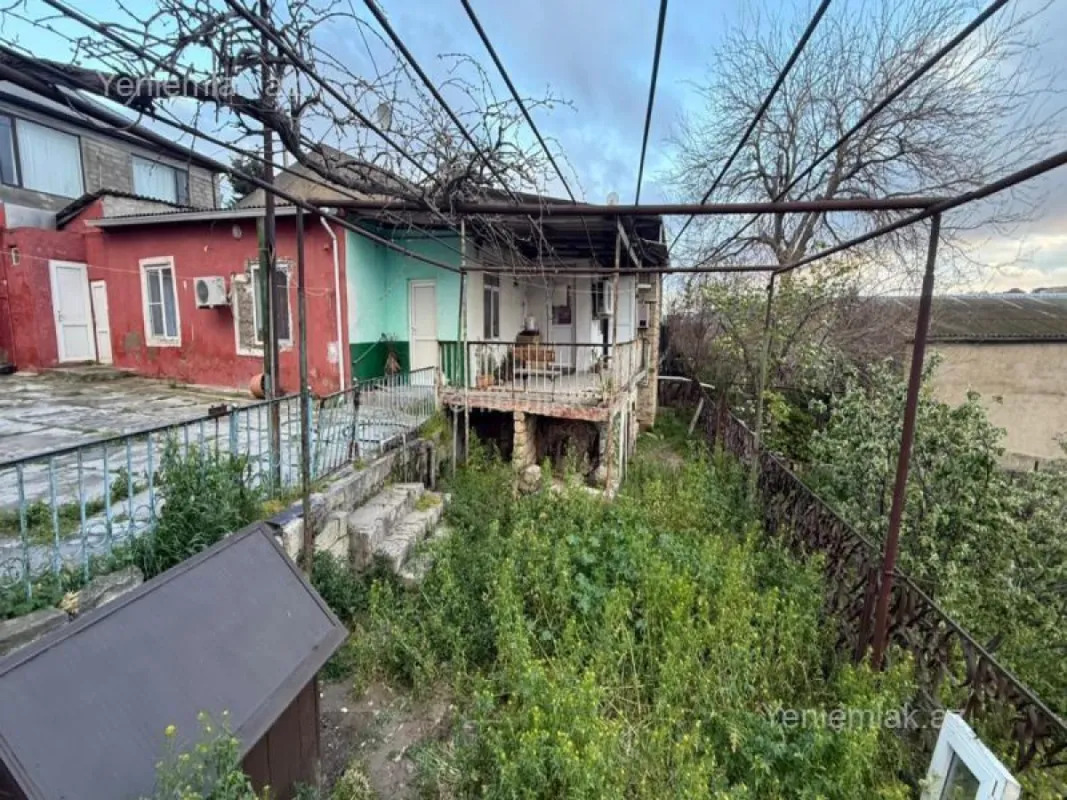 Satılır 5 otaqlı həyət evi 110 m²