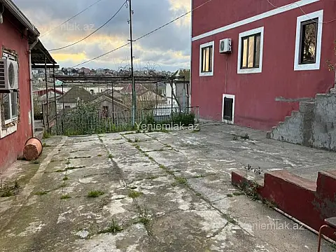 Satılır 5 otaqlı həyət evi 110 m²