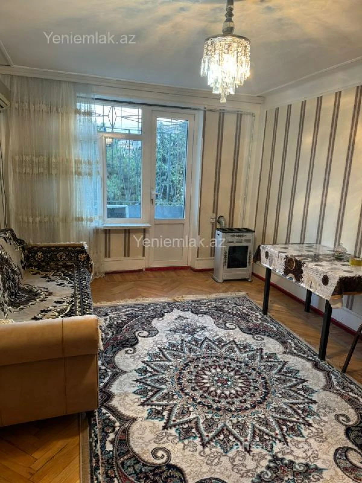 Satılır 1 otaqlı köhnə tikili 35 m²