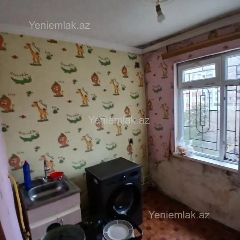 Satılır 2 otaqlı köhnə tikili 47 m²