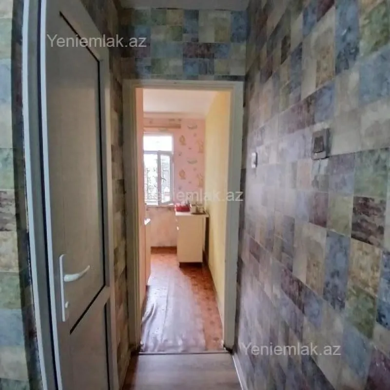 Satılır 2 otaqlı köhnə tikili 47 m²