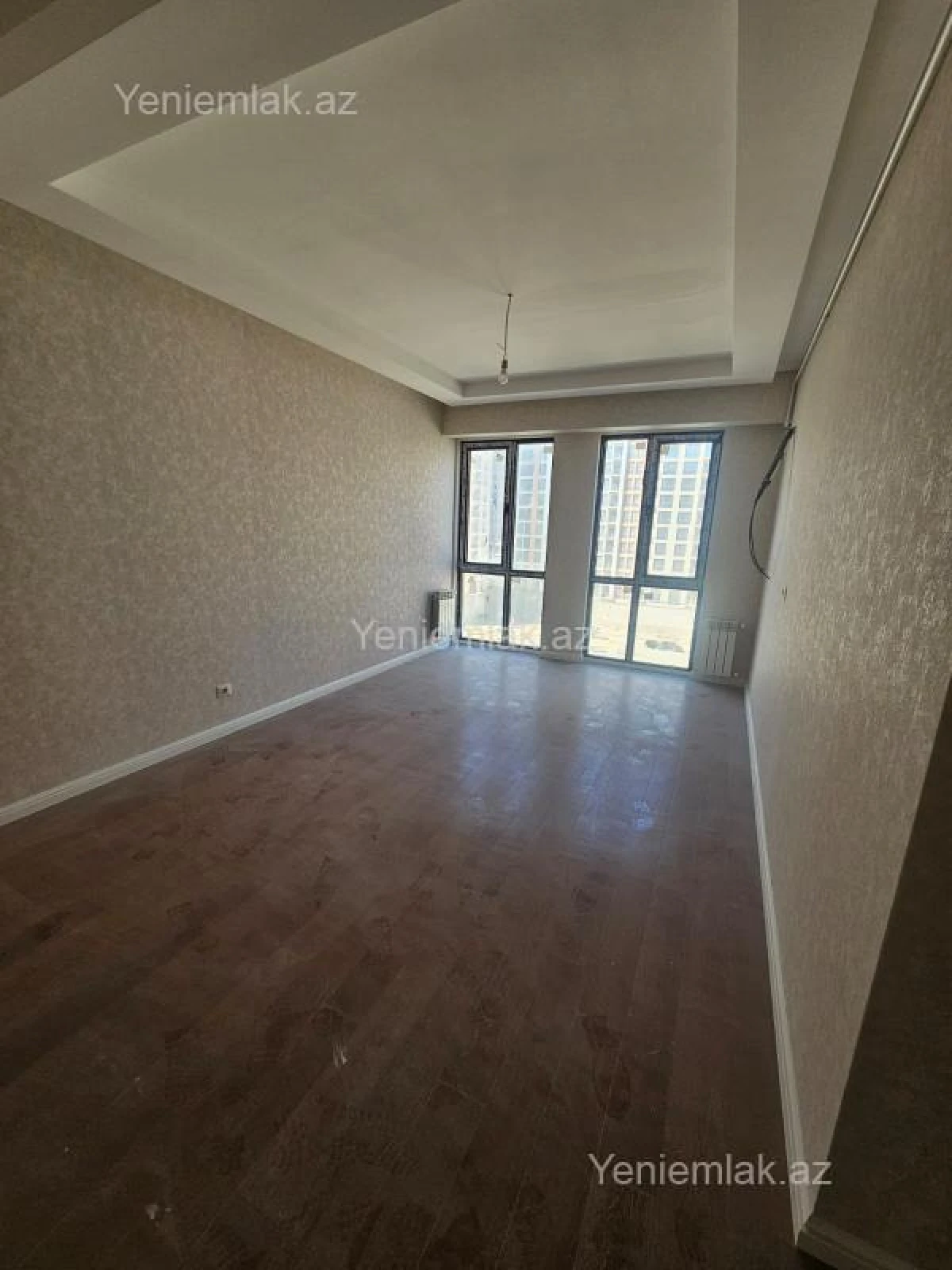 Satılır 2 otaqlı yeni tikili 75 m²