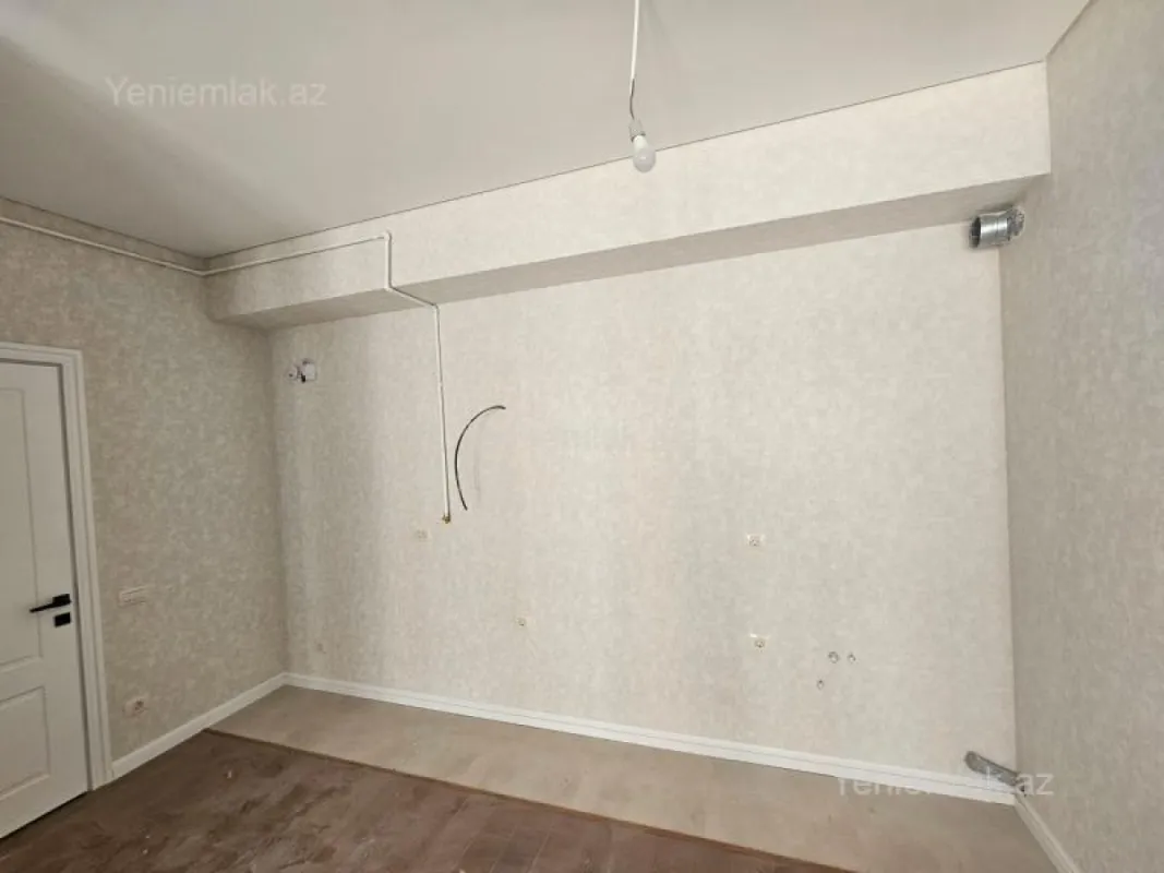Satılır 2 otaqlı yeni tikili 75 m²