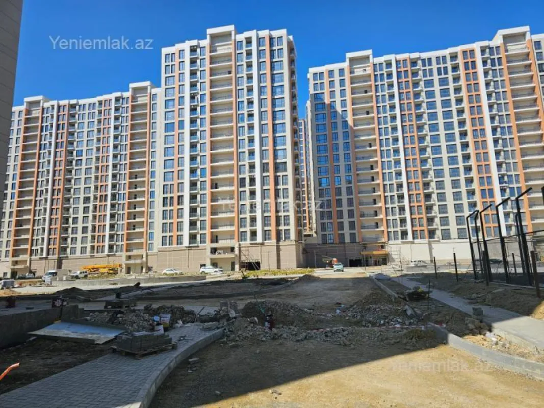 Satılır 2 otaqlı yeni tikili 75 m²