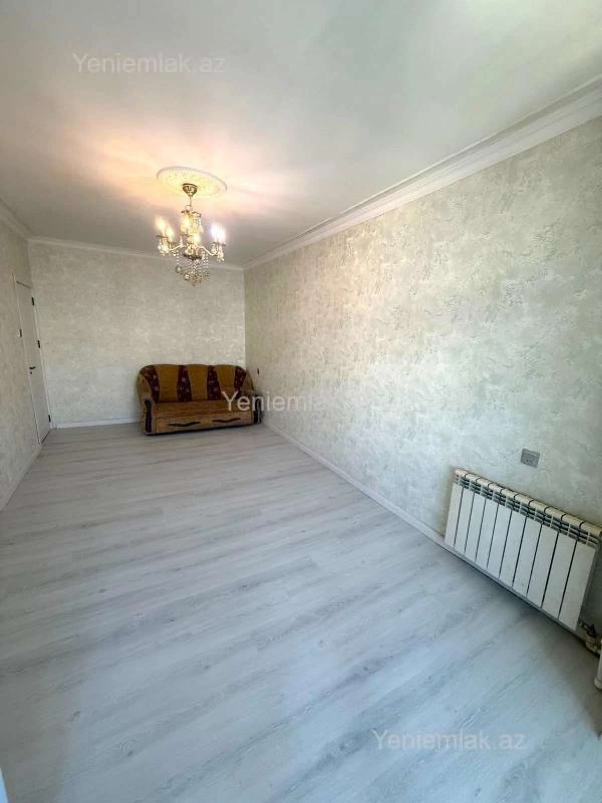 Satılır 3 otaqlı köhnə tikili 85 m²