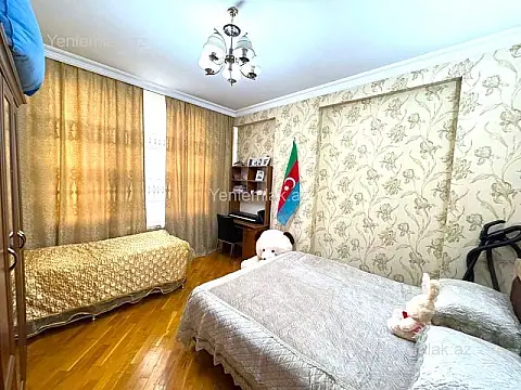 Satılır 3 otaqlı yeni tikili 125 m²