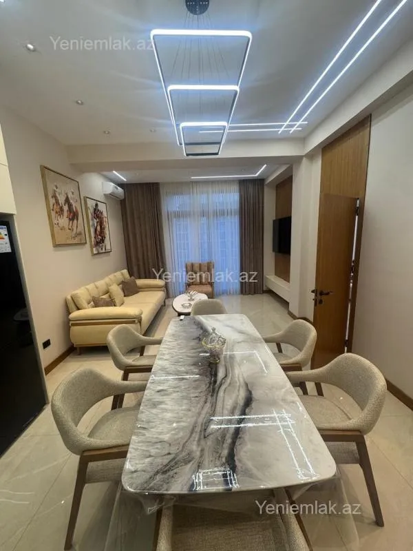 Satılır 2 otaqlı yeni tikili 92 m²