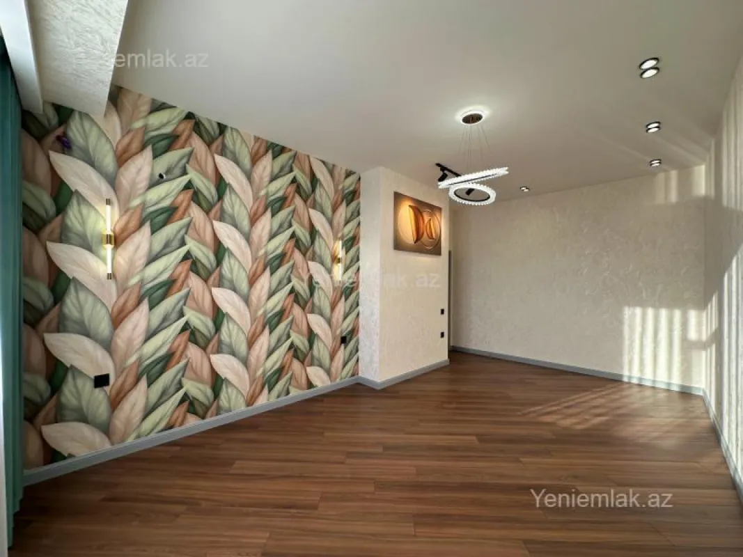 Satılır 3 otaqlı yeni tikili 80 m²