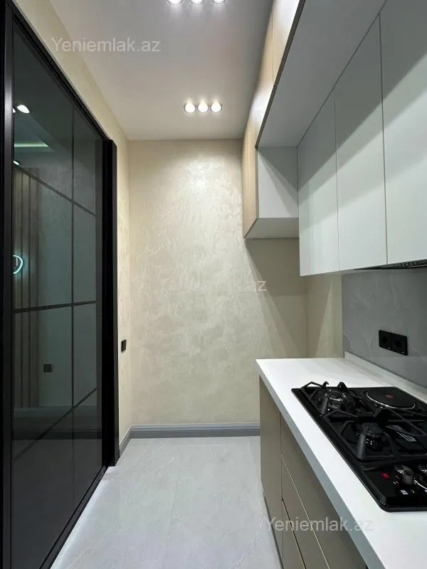 Satılır 3 otaqlı yeni tikili 80 m²