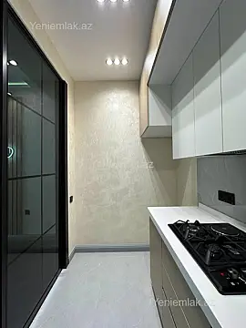 Satılır 3 otaqlı yeni tikili 80 m²