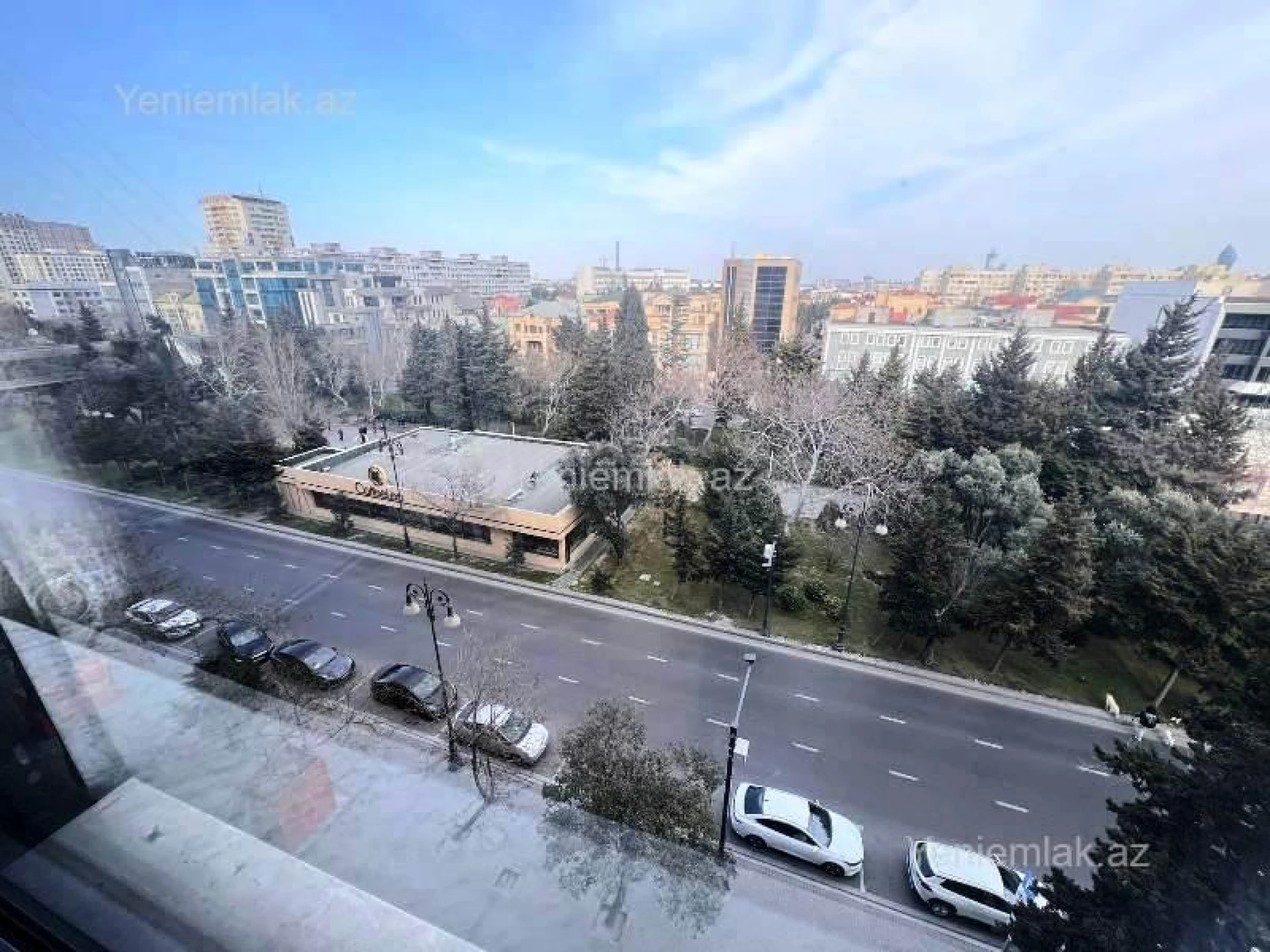 Satılır 2 otaqlı köhnə tikili 61 m²