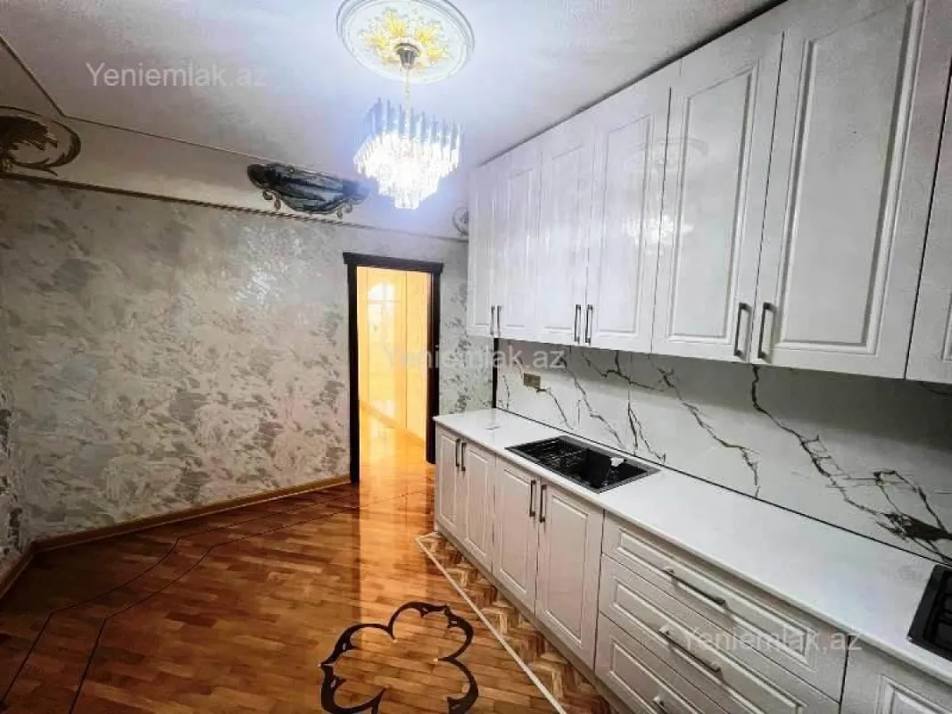 Satılır 2 otaqlı köhnə tikili 61 m²