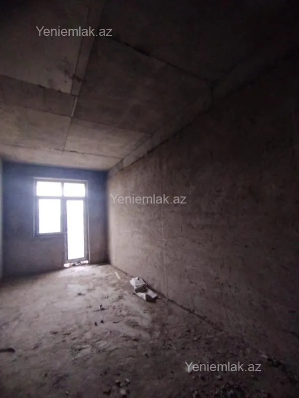 Satılır 4 otaqlı yeni tikili 175 m²