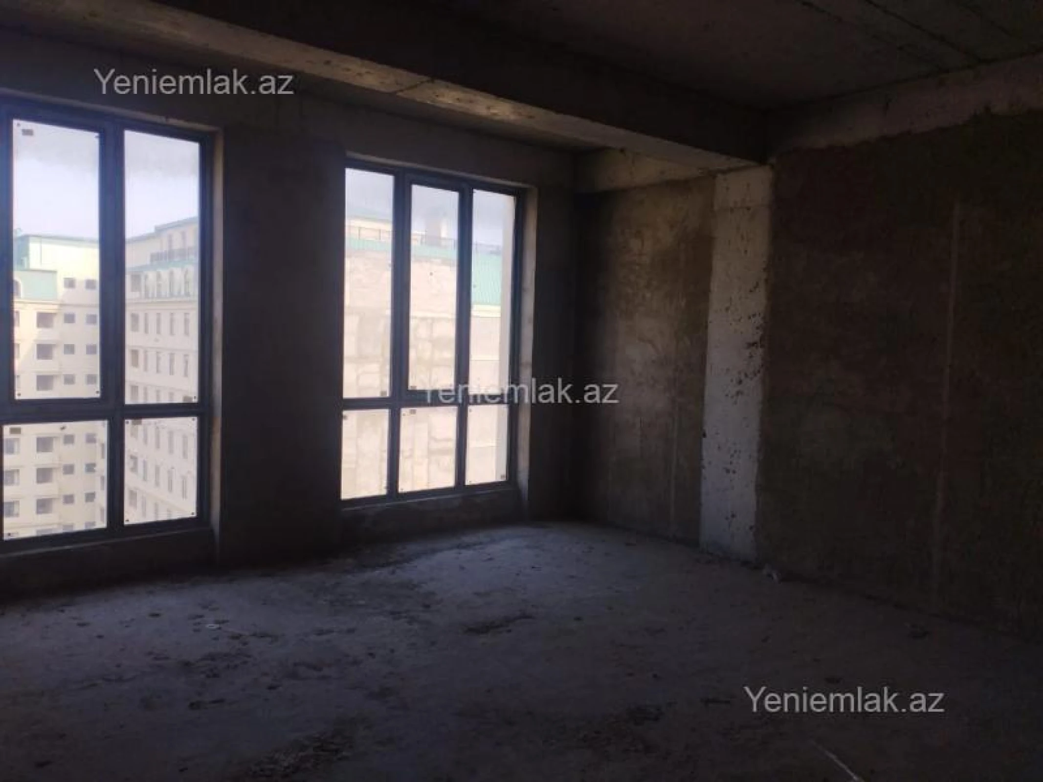 Satılır 4 otaqlı yeni tikili 175 m²