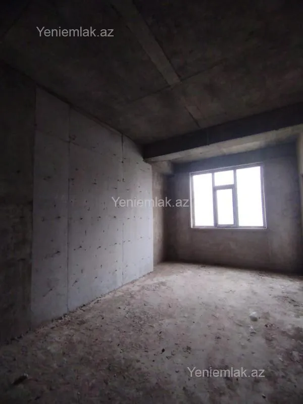 Satılır 4 otaqlı yeni tikili 175 m²