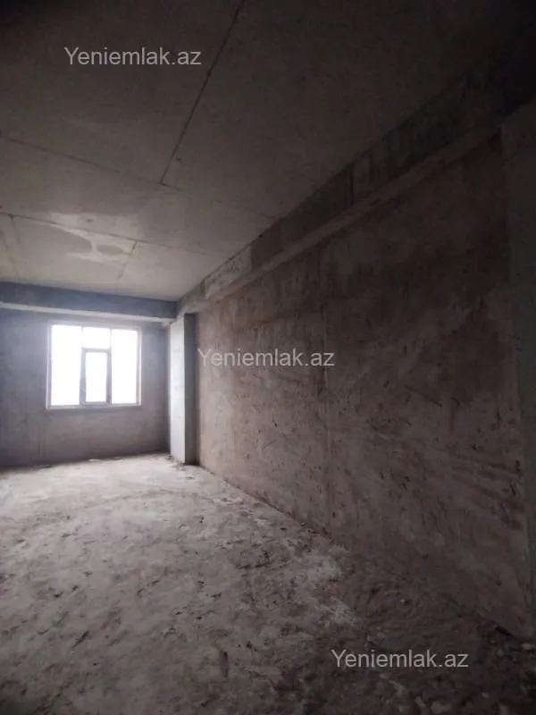 Satılır 4 otaqlı yeni tikili 175 m²