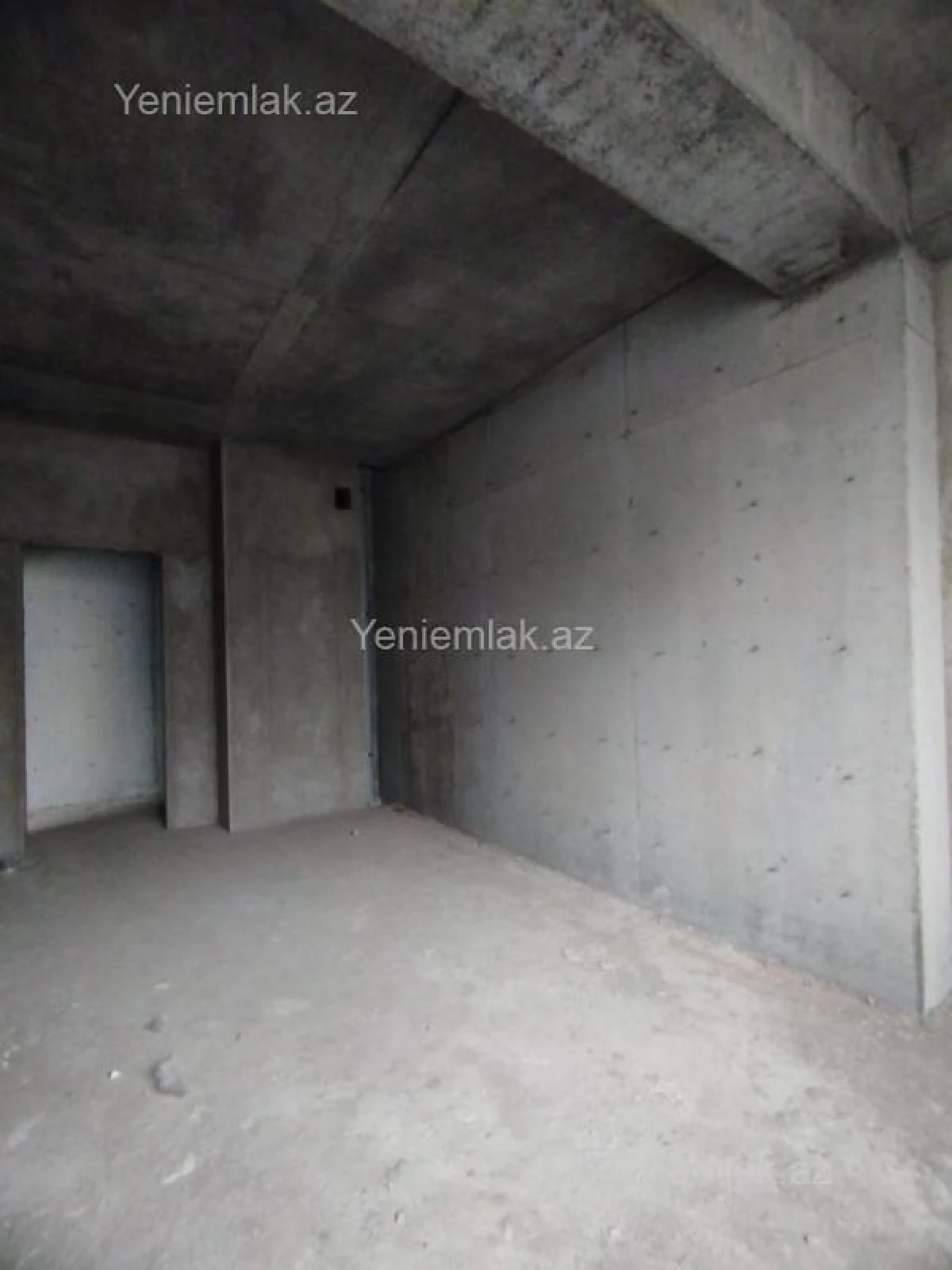 Satılır 4 otaqlı yeni tikili 175 m²