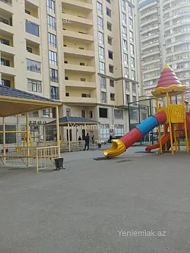 Satılır 4 otaqlı yeni tikili 175 m²