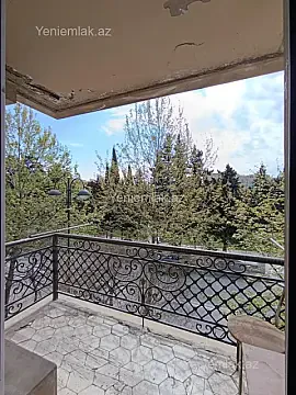 Satılır 2 otaqlı köhnə tikili 61 m²