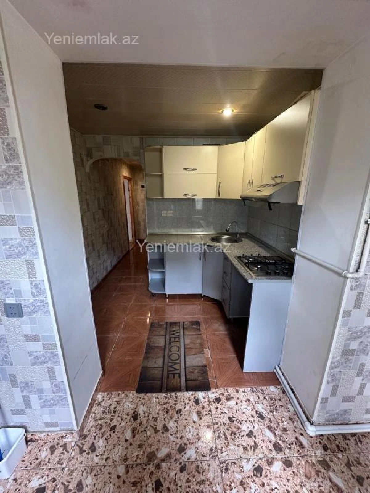 Satılır 2 otaqlı köhnə tikili 60 m²