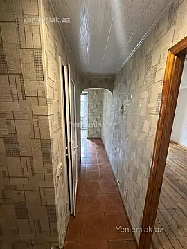 Satılır 2 otaqlı köhnə tikili 60 m²