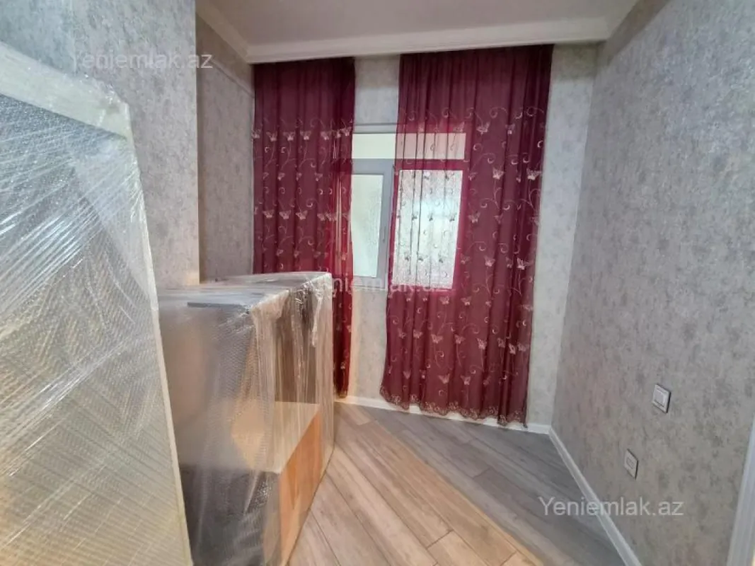 Satılır 3 otaqlı yeni tikili 85 m²