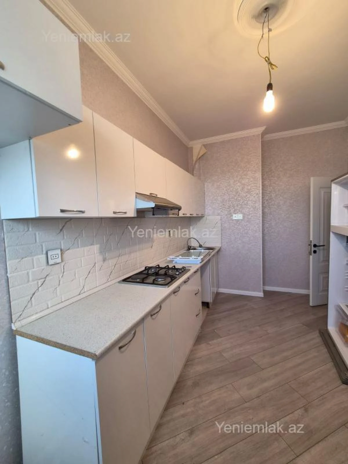 Satılır 3 otaqlı yeni tikili 85 m²