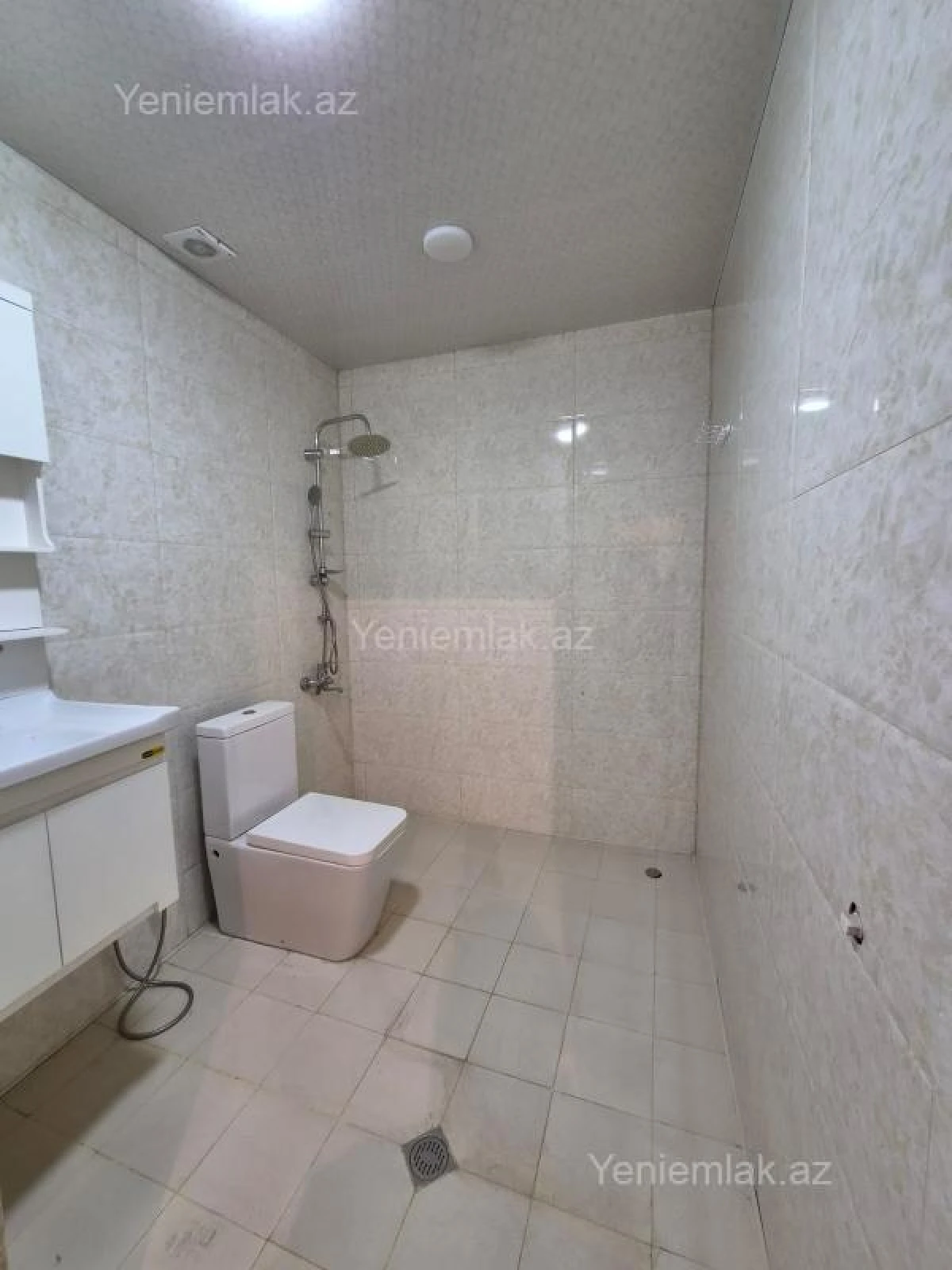 Satılır 3 otaqlı yeni tikili 85 m²