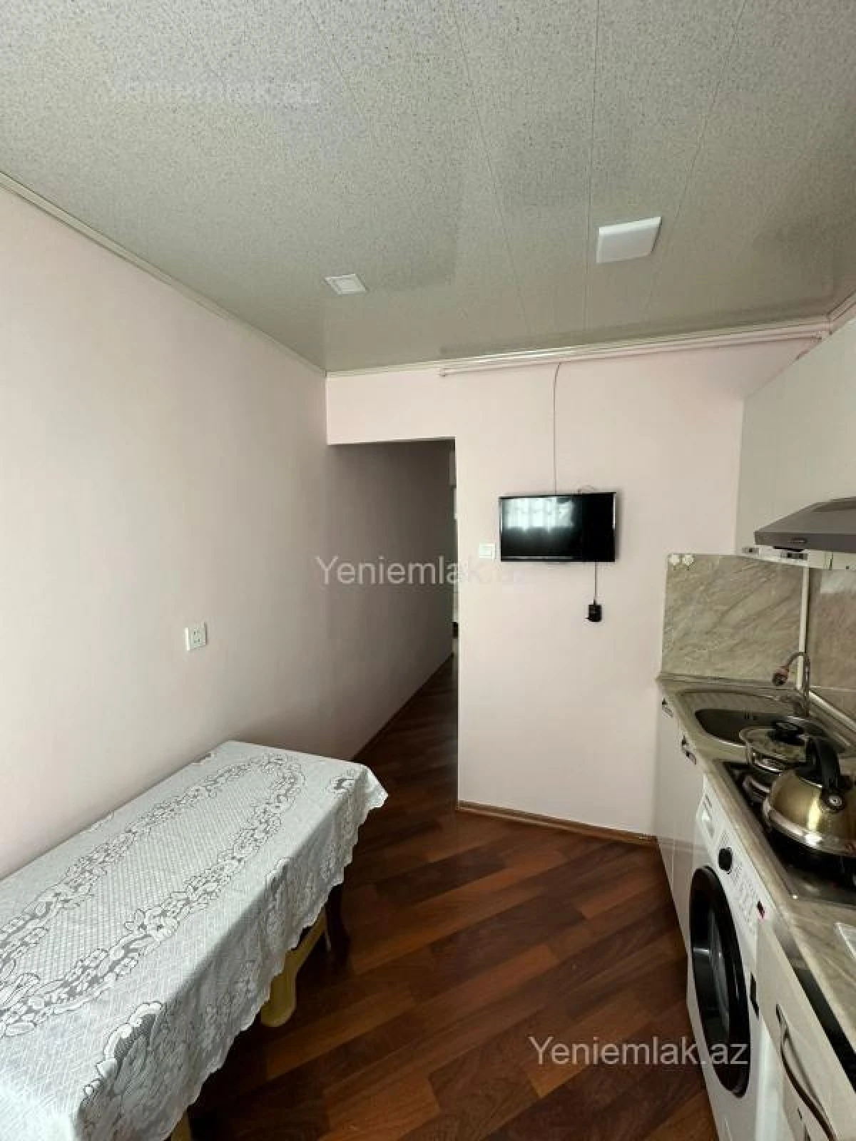 Satılır 2 otaqlı köhnə tikili 52 m²