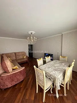 Satılır 2 otaqlı köhnə tikili 52 m²