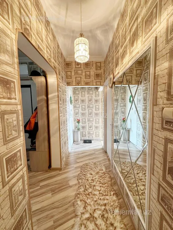 Satılır 3 otaqlı köhnə tikili 80 m²