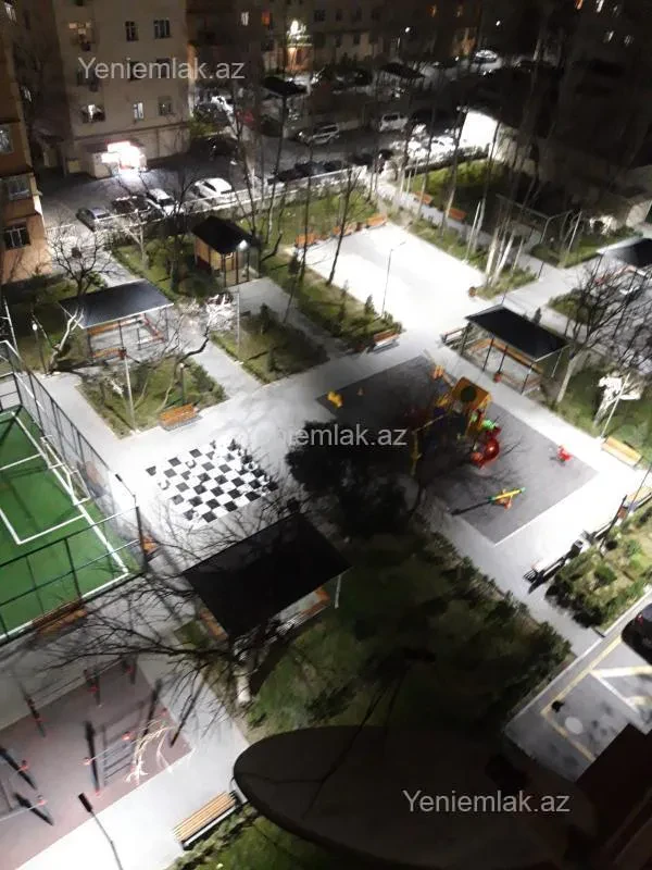 Satılır 2 otaqlı köhnə tikili 60 m²