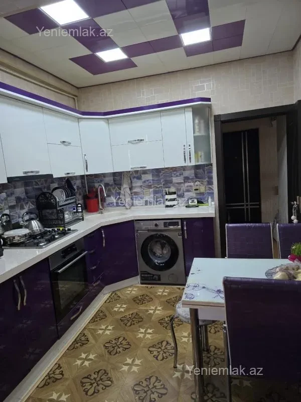 Satılır 2 otaqlı köhnə tikili 60 m²