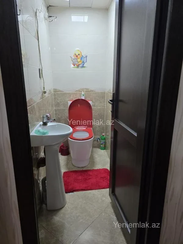 Satılır 2 otaqlı köhnə tikili 60 m²