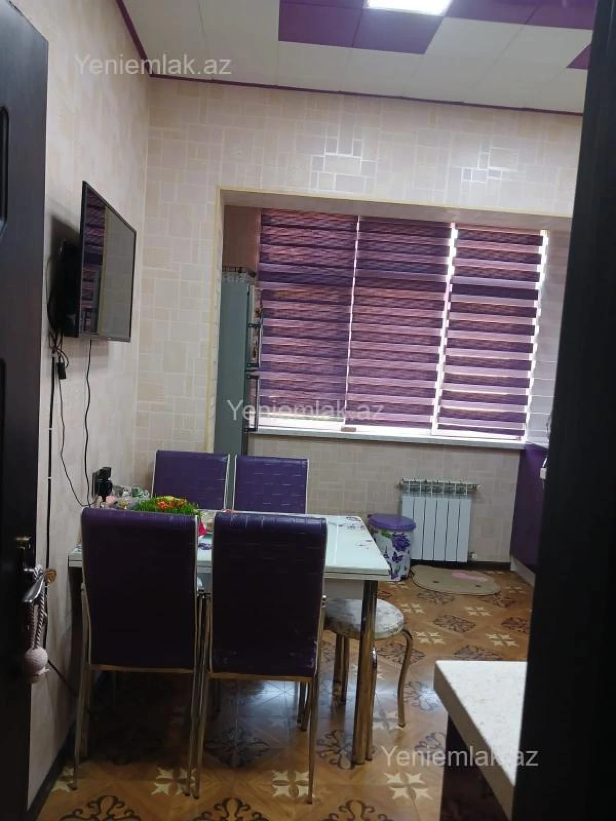 Satılır 2 otaqlı köhnə tikili 60 m²