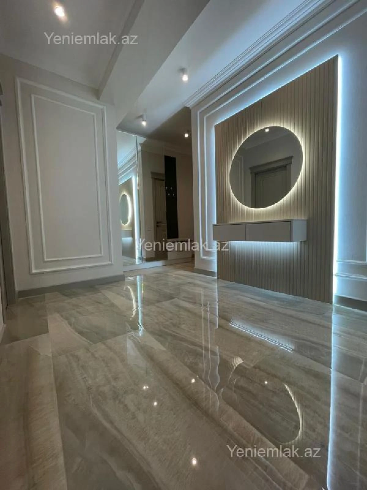 Satılır 2 otaqlı yeni tikili 80 m²