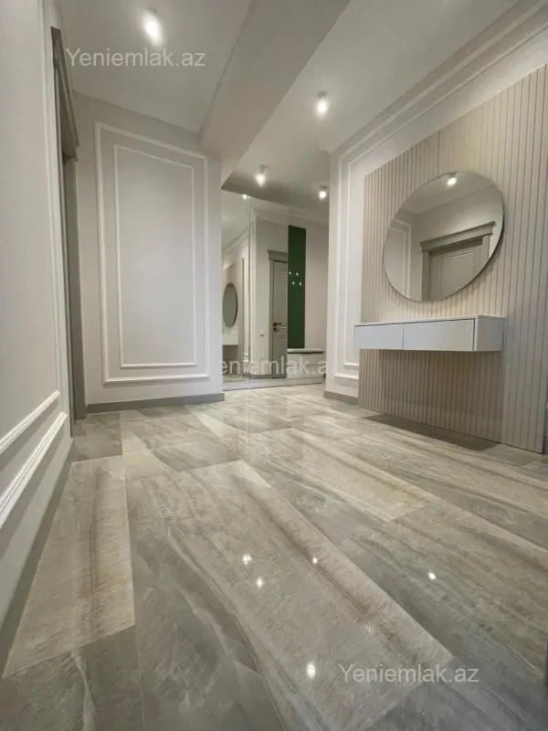 Satılır 2 otaqlı yeni tikili 80 m²