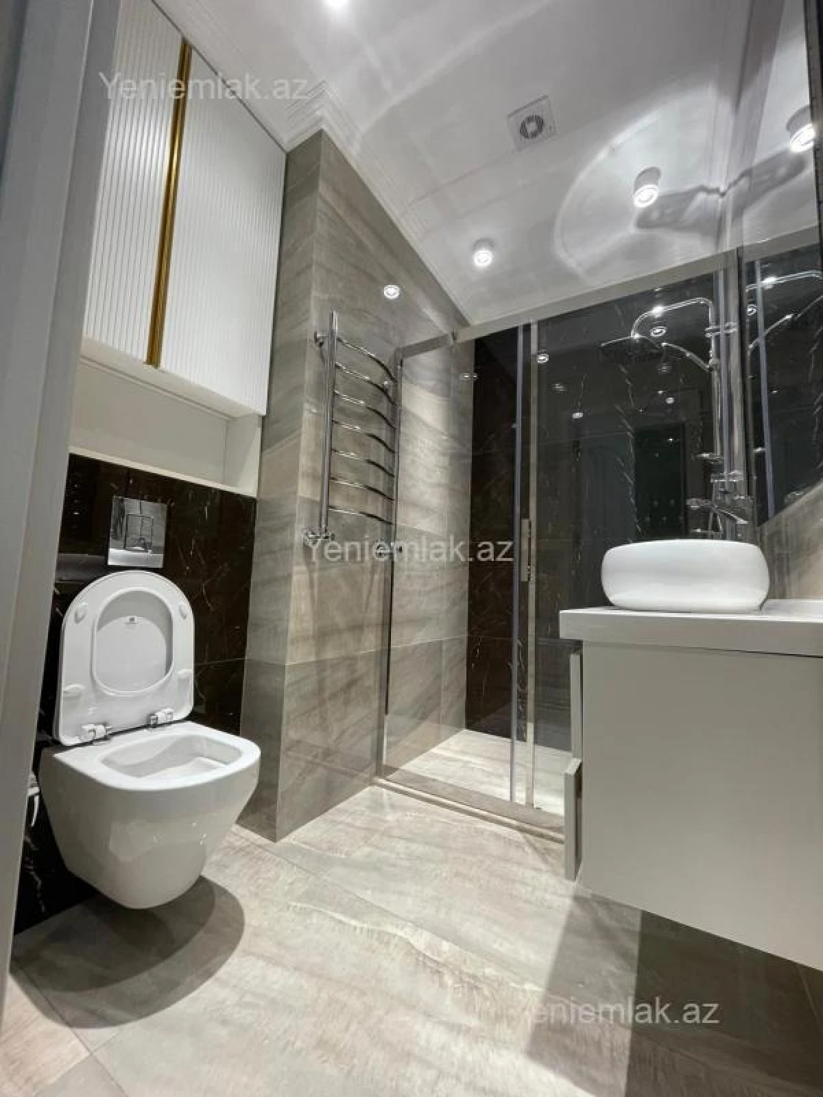 Satılır 2 otaqlı yeni tikili 80 m²