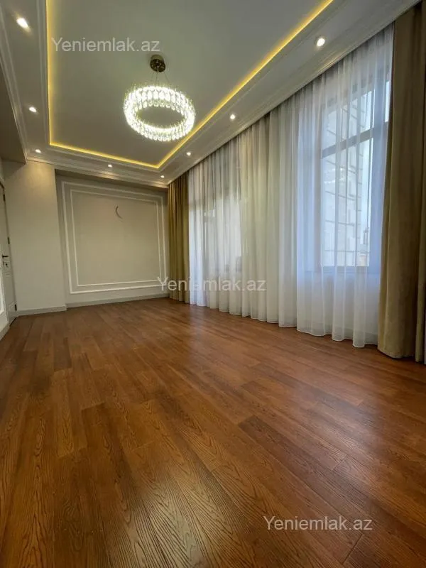 Satılır 2 otaqlı yeni tikili 80 m²