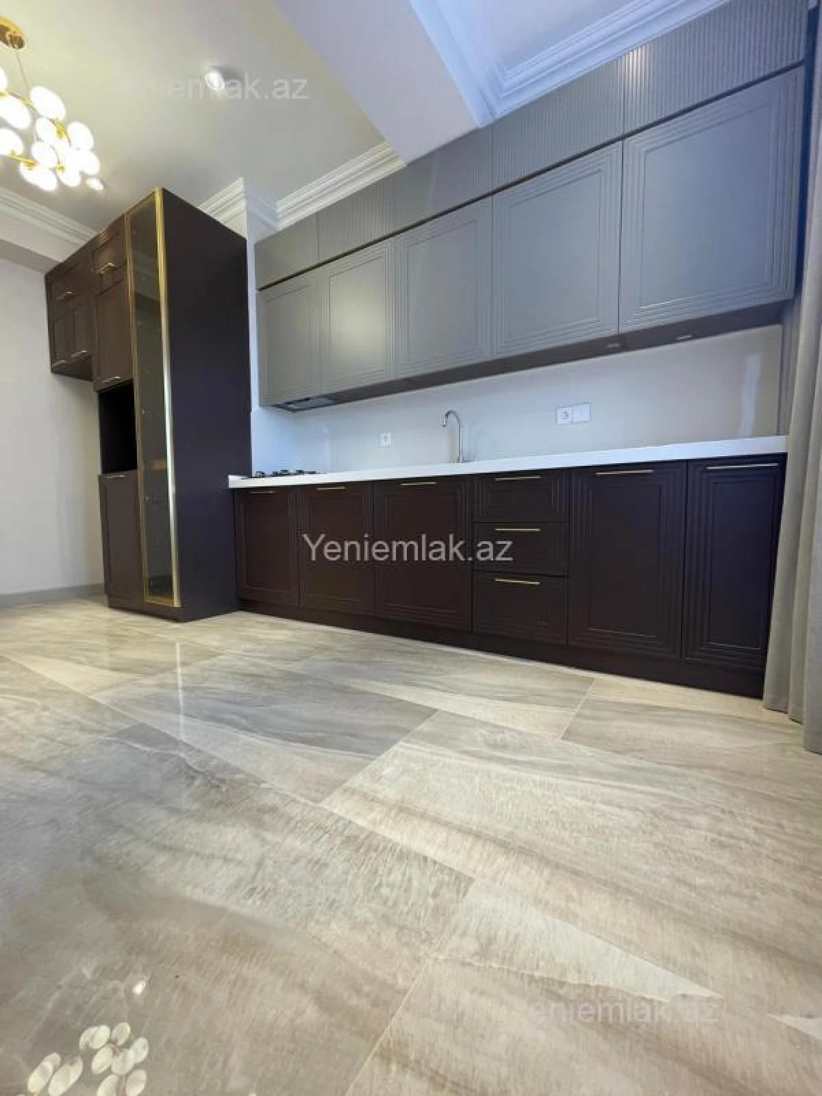 Satılır 2 otaqlı yeni tikili 80 m²