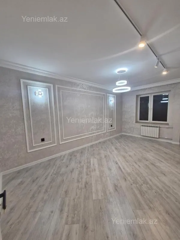 Satılır 3 otaqlı köhnə tikili 80 m²