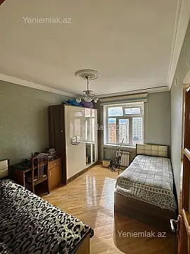 Satılır 5 otaqlı köhnə tikili 110 m²