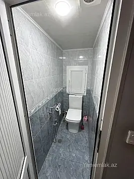 Satılır 5 otaqlı köhnə tikili 110 m²
